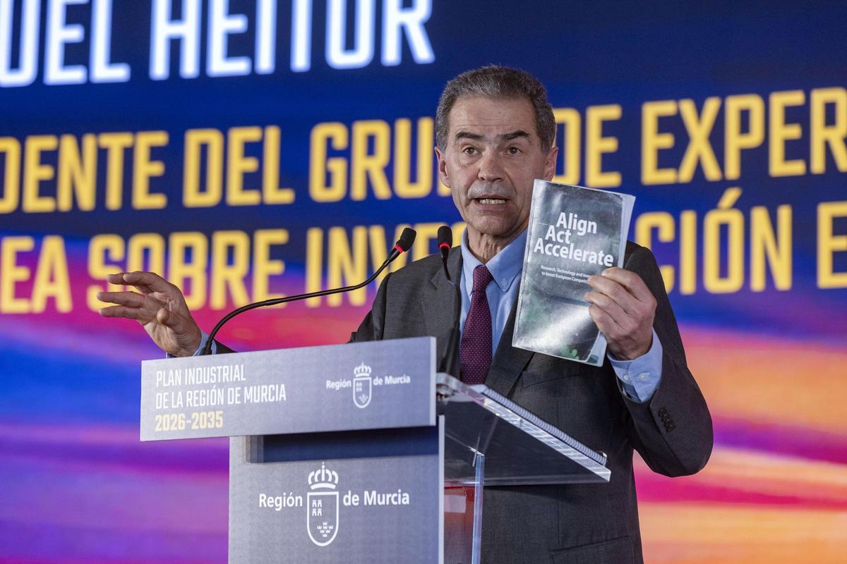 El exministro portugués, Manuel Heitor, este lunes en la presentación del Plan Industrial de la Región de Murcia.