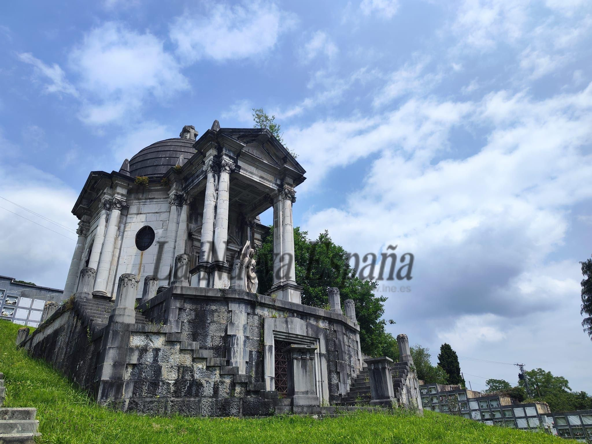 El camposanto de Grado, en imágenes