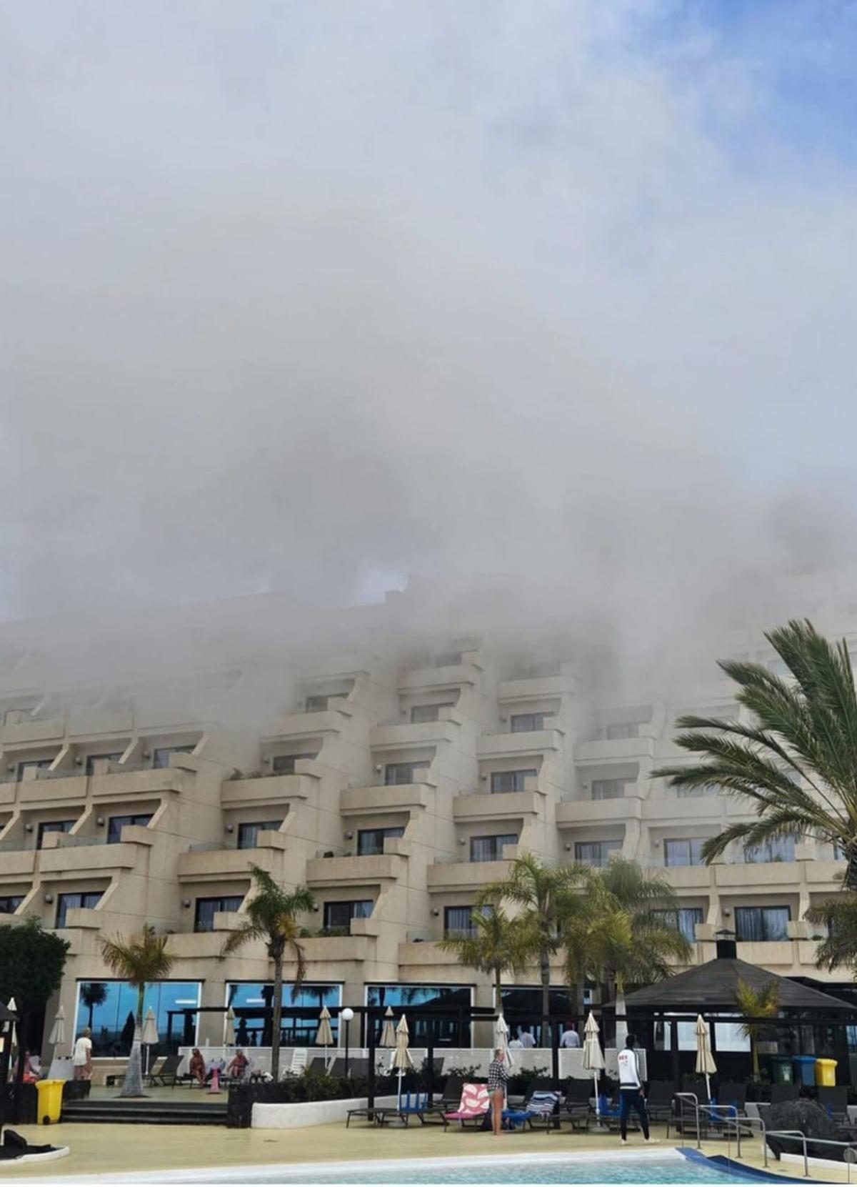 Incendio en un hotel de Costa Teguise