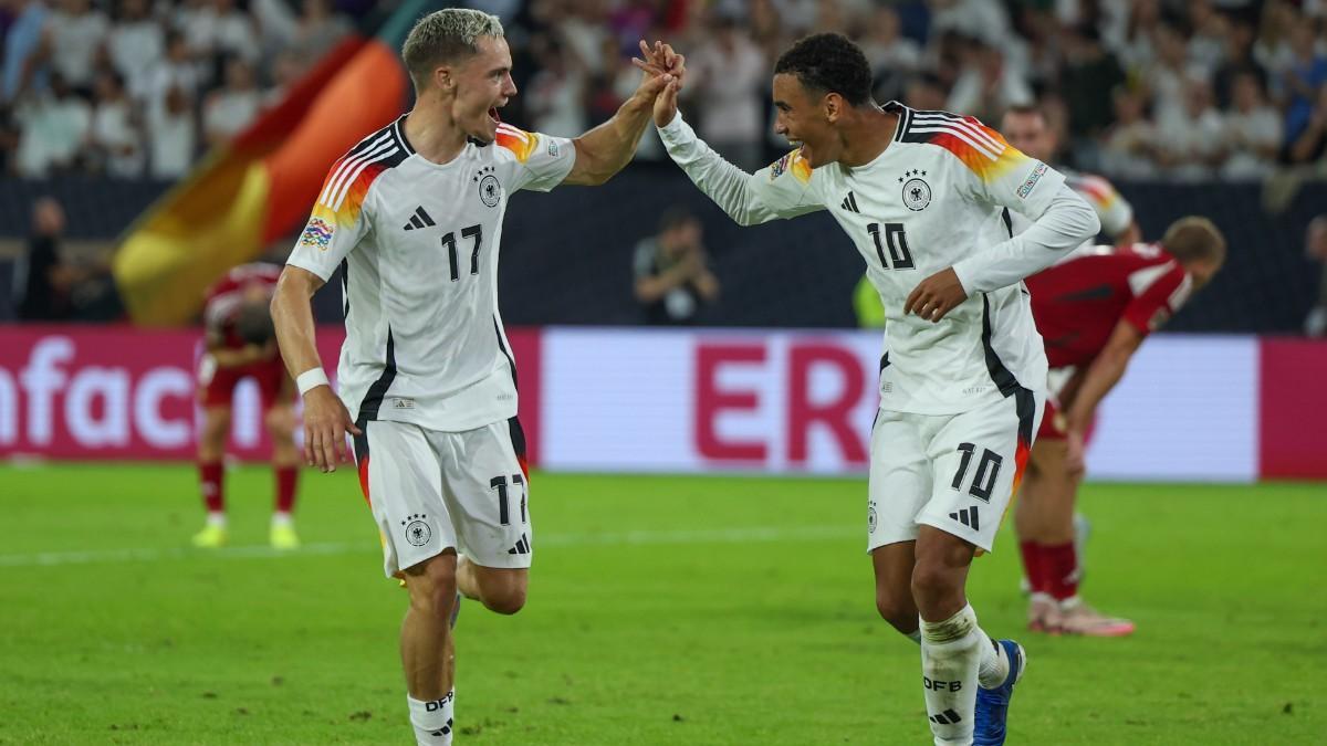 Wirtz y Musiala celebran un gol durante el Alemania - Hungría de la jornada 1 de la UEFA Nations League