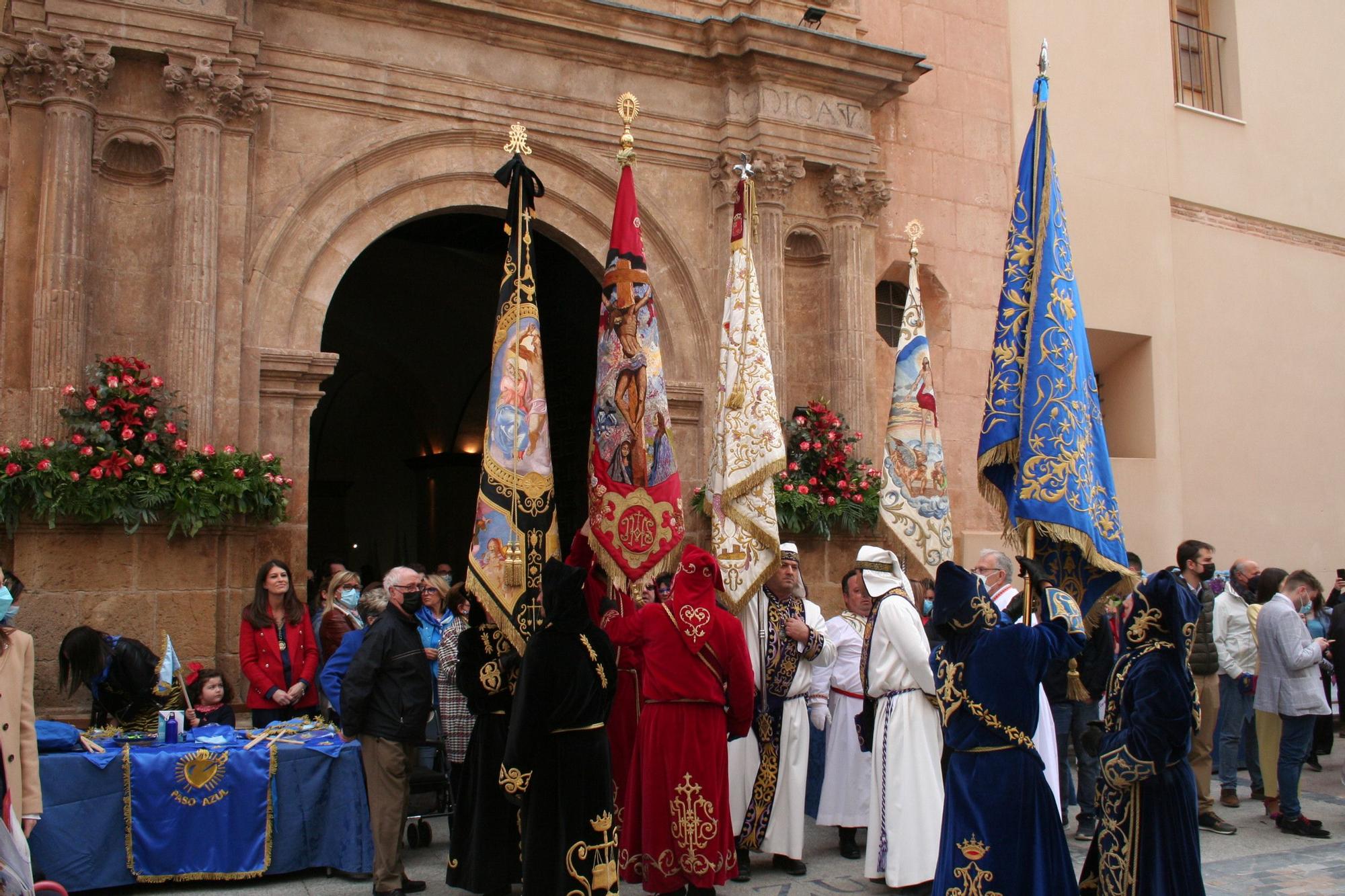 El Paso Encarnado presenta su nuevo estandarte