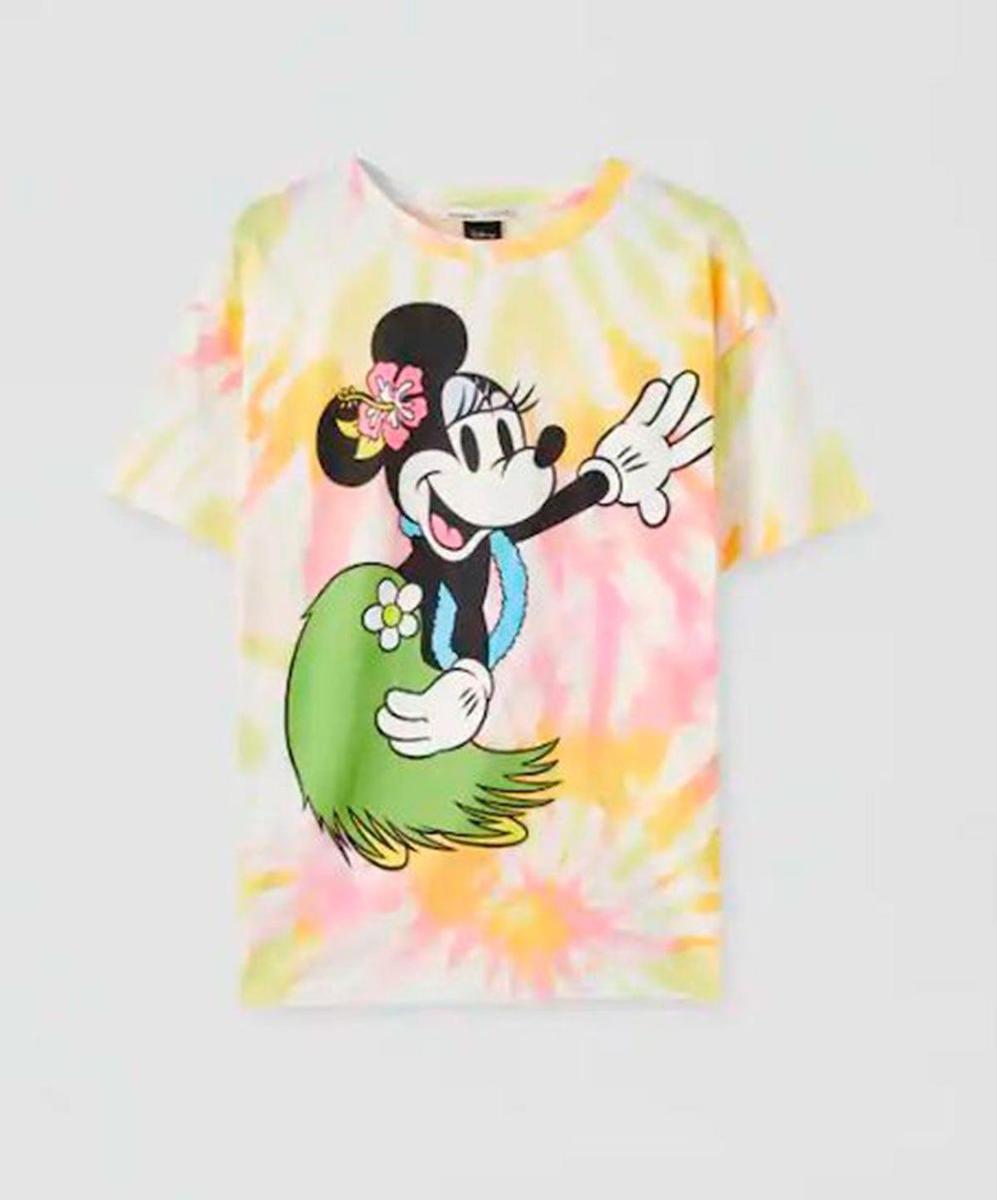 Camiseta tie dye de Pull&Bear (precio: 15,99 euros)