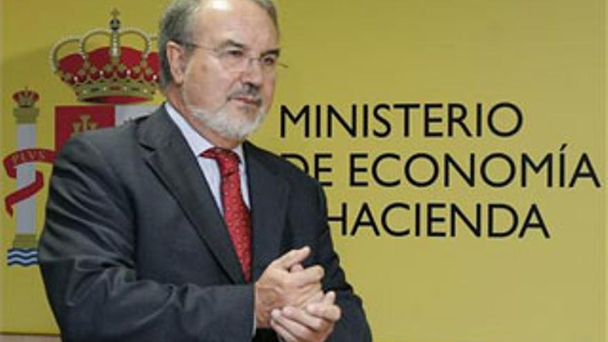 Solbes asegura que el Gobierno está actuando para frenar la inflación