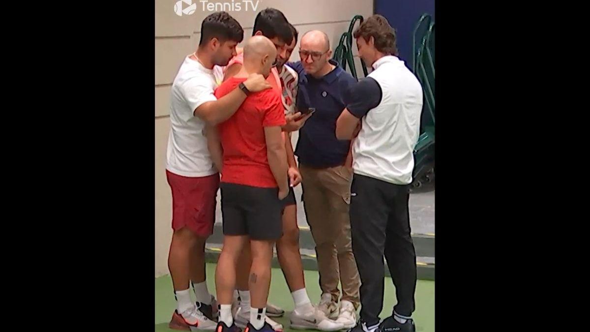 Graban la reacción de Alcaraz al enterarse del 'adiós' de Rafa Nadal en Shanghái