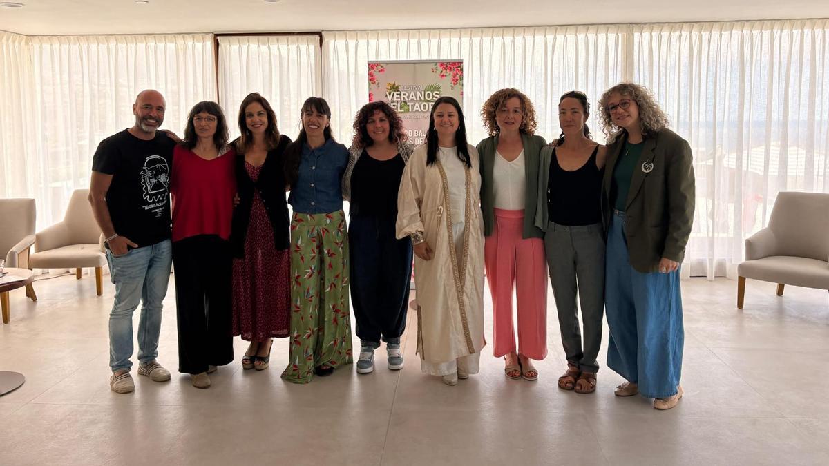 Las creadoras canarias piden más formación y menos burocracia para impulsar las artes escénicas.