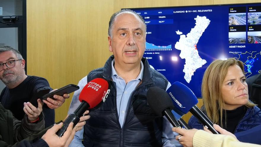 Juan Carlos Valderrama, conseller de Emergencias: "Hay que evitar los desplazamientos y no confiarse"