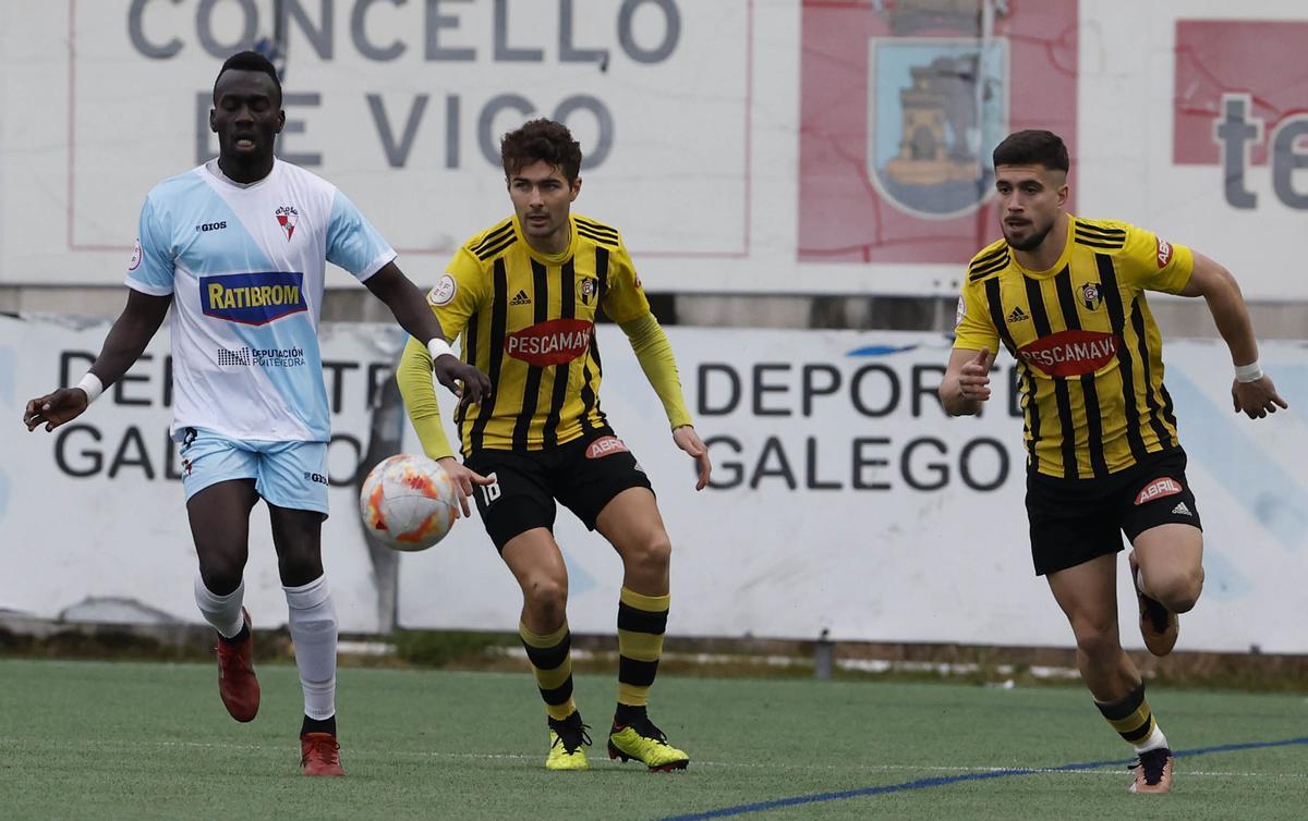 Una acción del partido disputado ayer en el Baltasar Pujales.