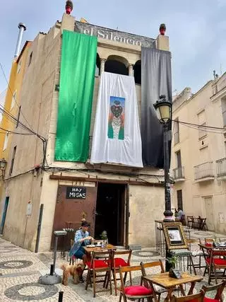 Ni verde ni blanca ni negra