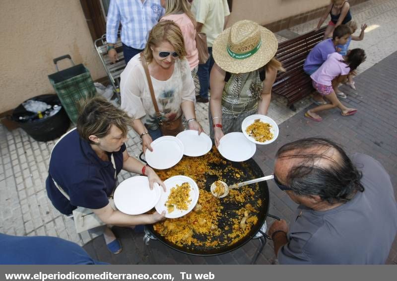 GALERÍA DE FOTOS - Día de las paellas en El Grao