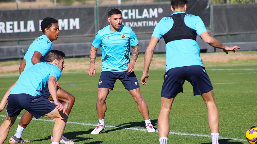 Intensa preparación del Castellón para el partido ante el Eibar