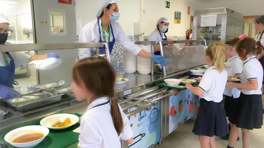 El menú vegetariano gana peso en los comedores escolares de la Vega Baja por la demanda de los alumnos