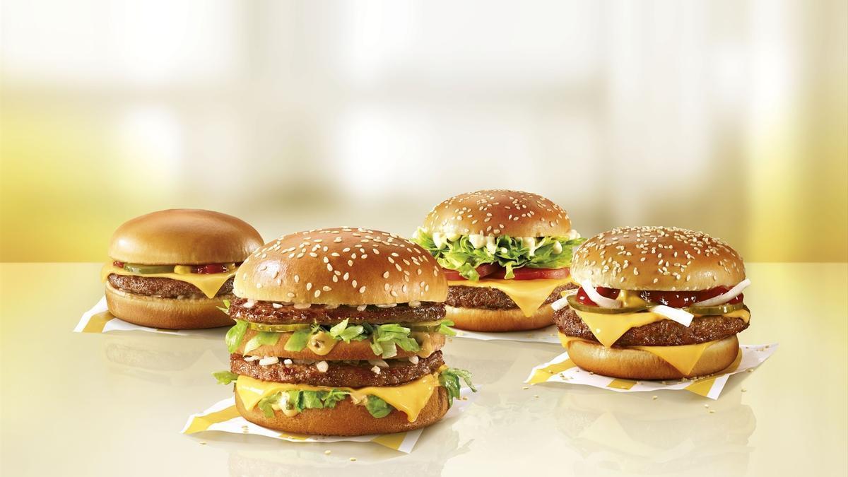 Varias hamburguesas de McDonalds