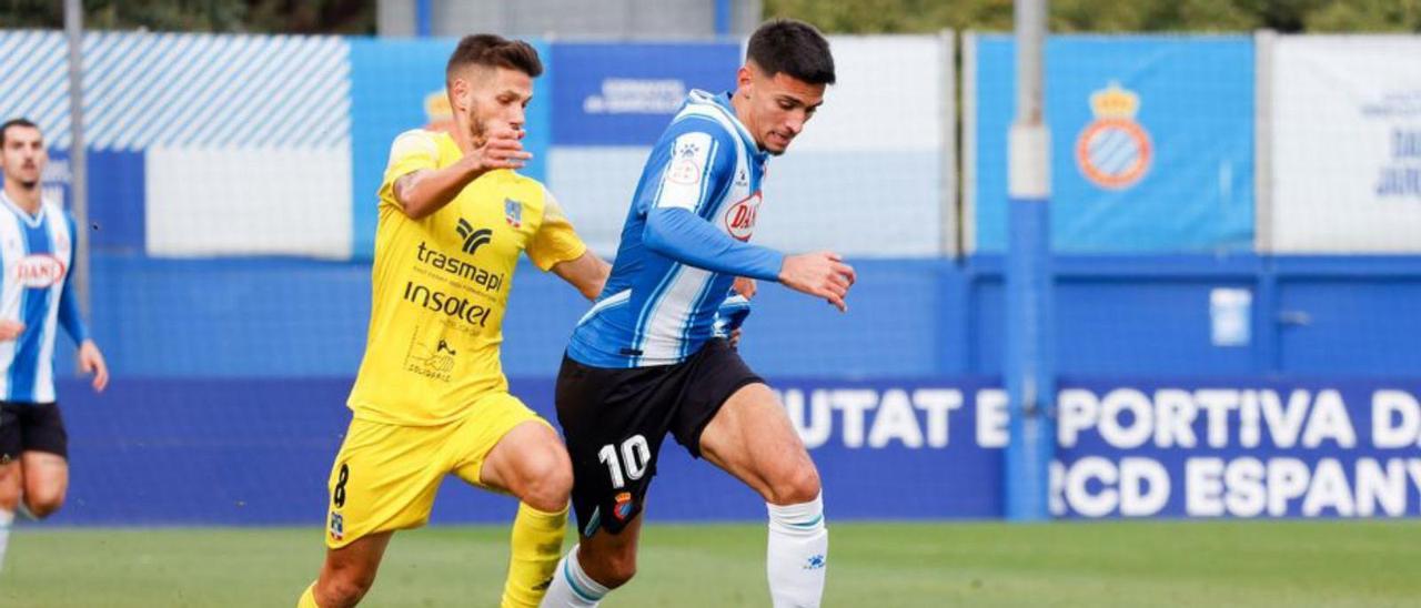 Una imagen del duelo del Formentera con el Espanyol B. | RCD ESPANYOL