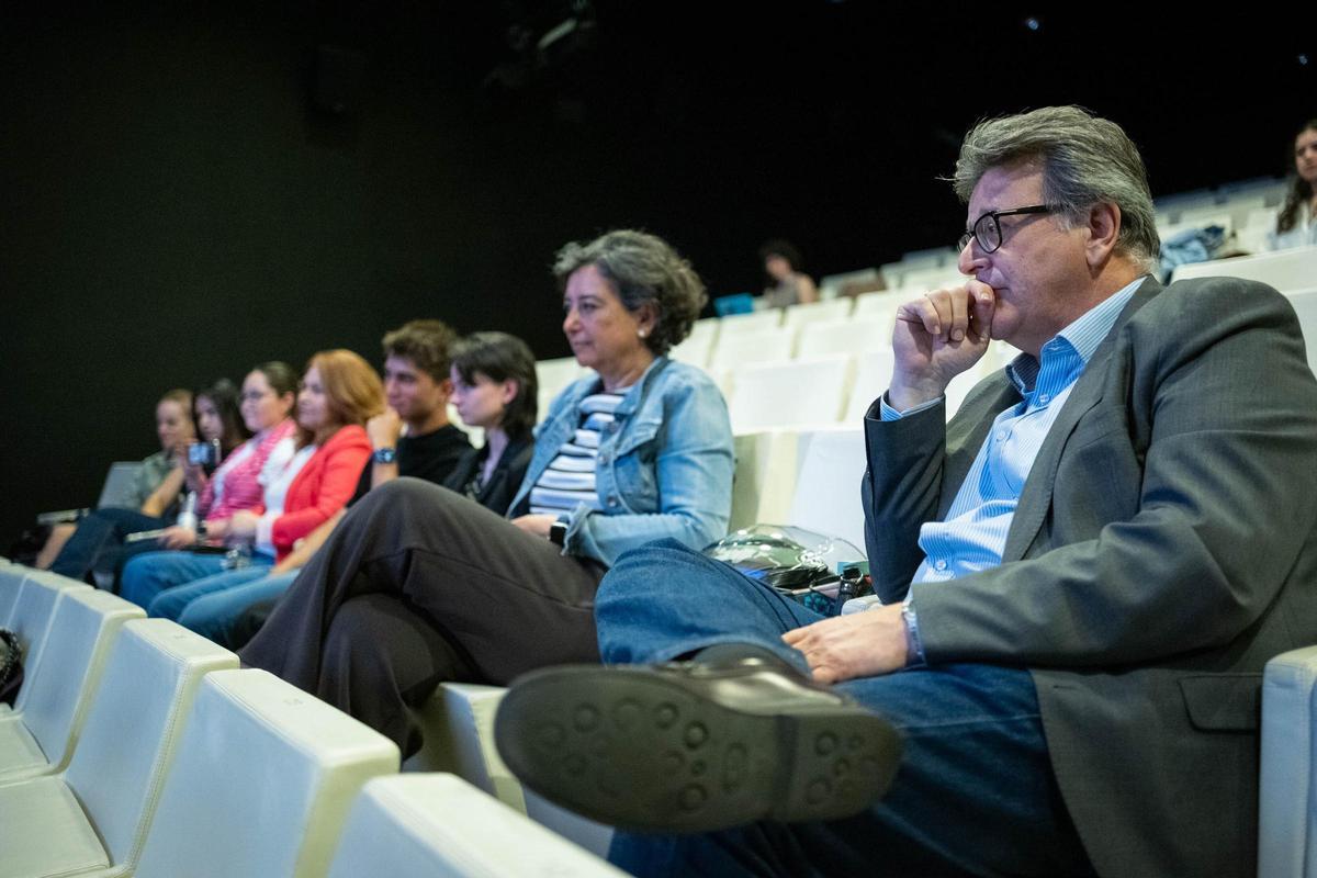 Algunos de los asistentes al acto en Santa Cruz de Tenerife.