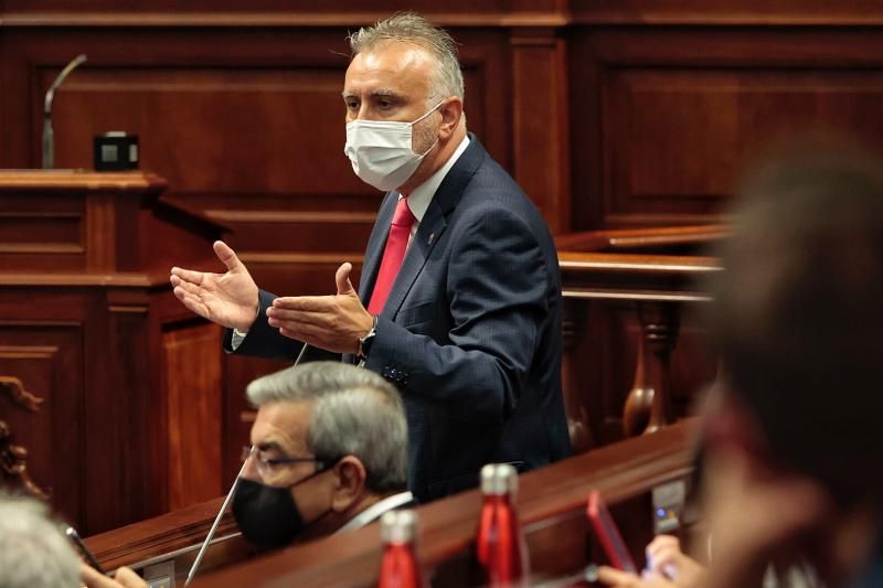 Pleno del Parlamento de Canarias