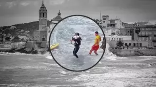 Rescatan a un perro atrapado entre rocas en la playa de Sant Sebastià, en Sitges
