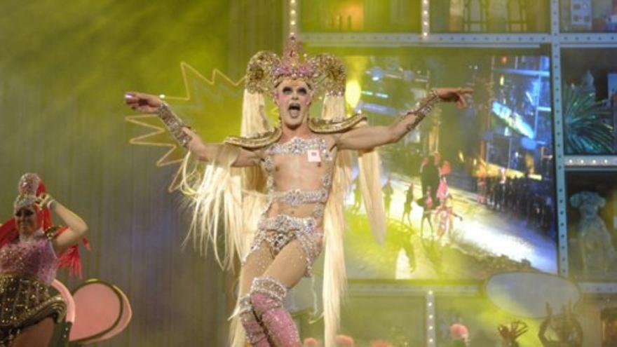 'Kuki' gana el título Drag Queen del carnaval de Las Palmas