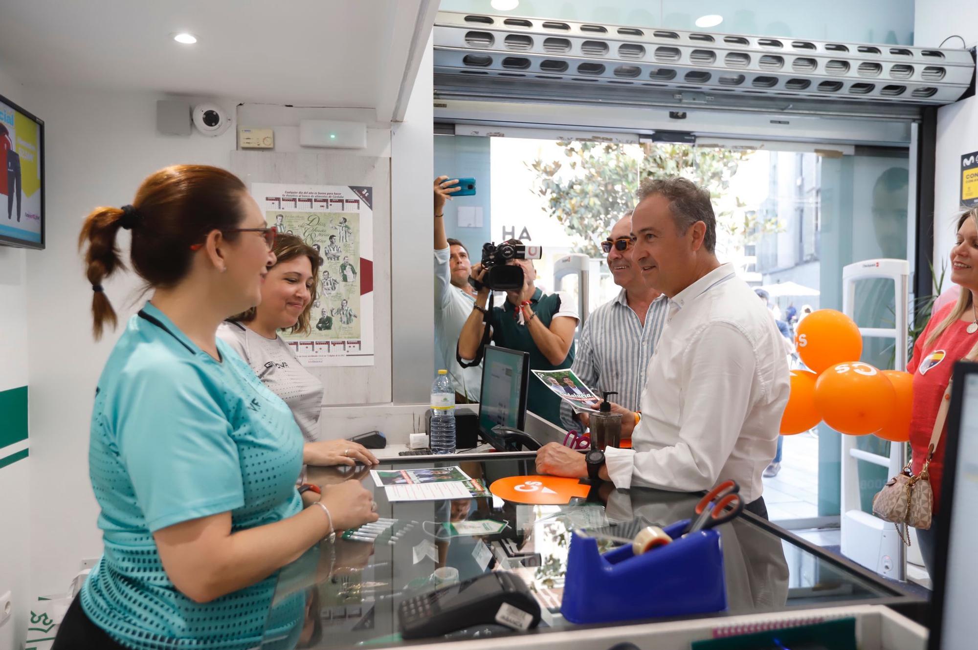 Las imágenes del primer día de campaña de Ciudadanos en Córdoba