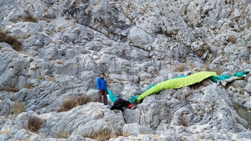 Herido un parapentista tras sufrir un accidente en Antequera