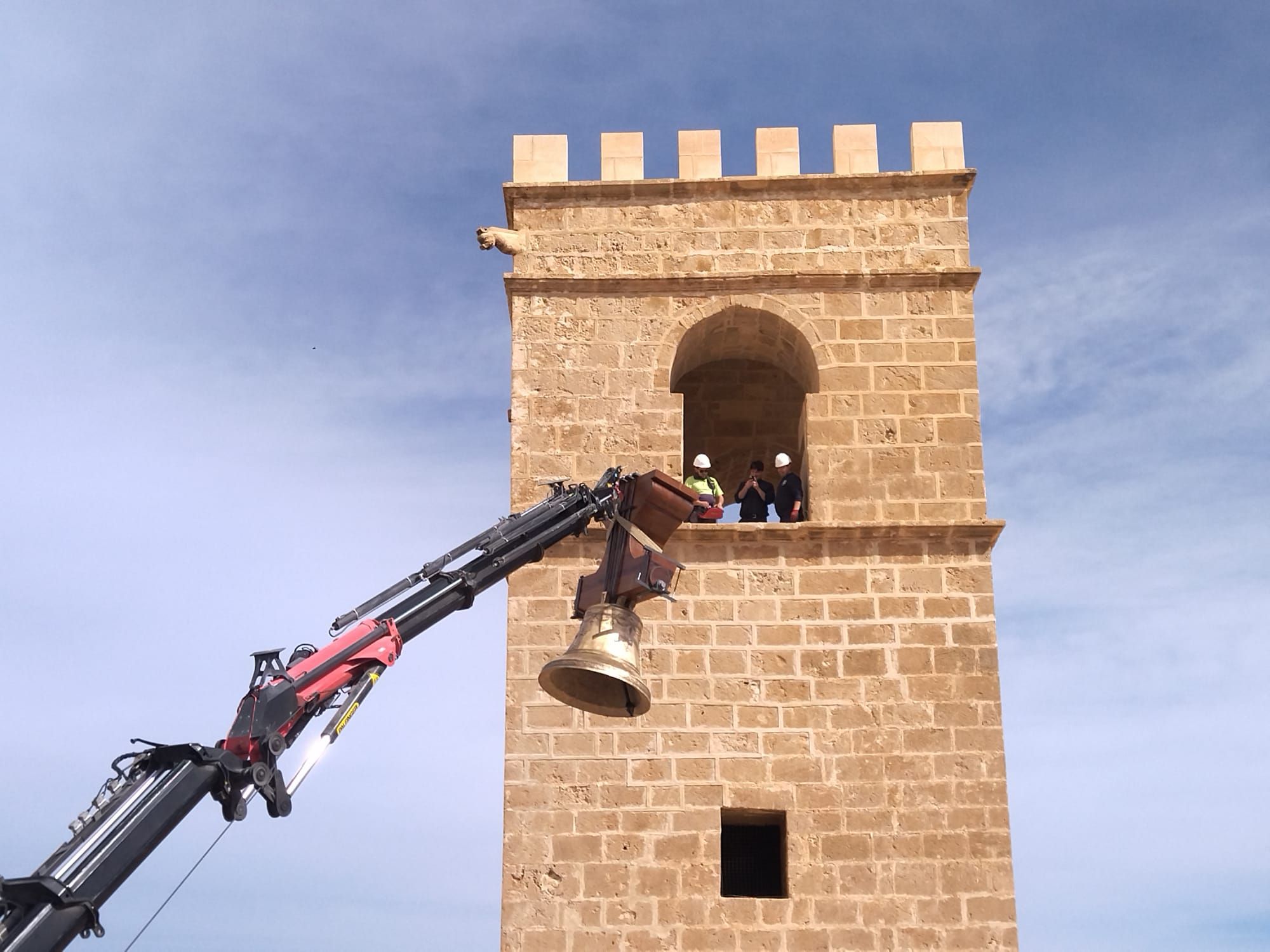 La "Grossa" sobrevuela Xàbia