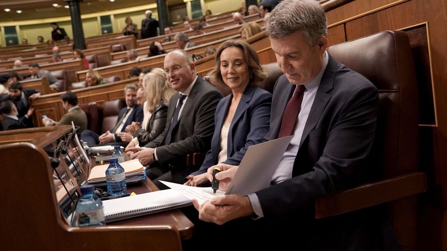 Feijóo reclama a Sánchez un plan de defensa detallado y que le deje reunirse con los responsables del Ejército