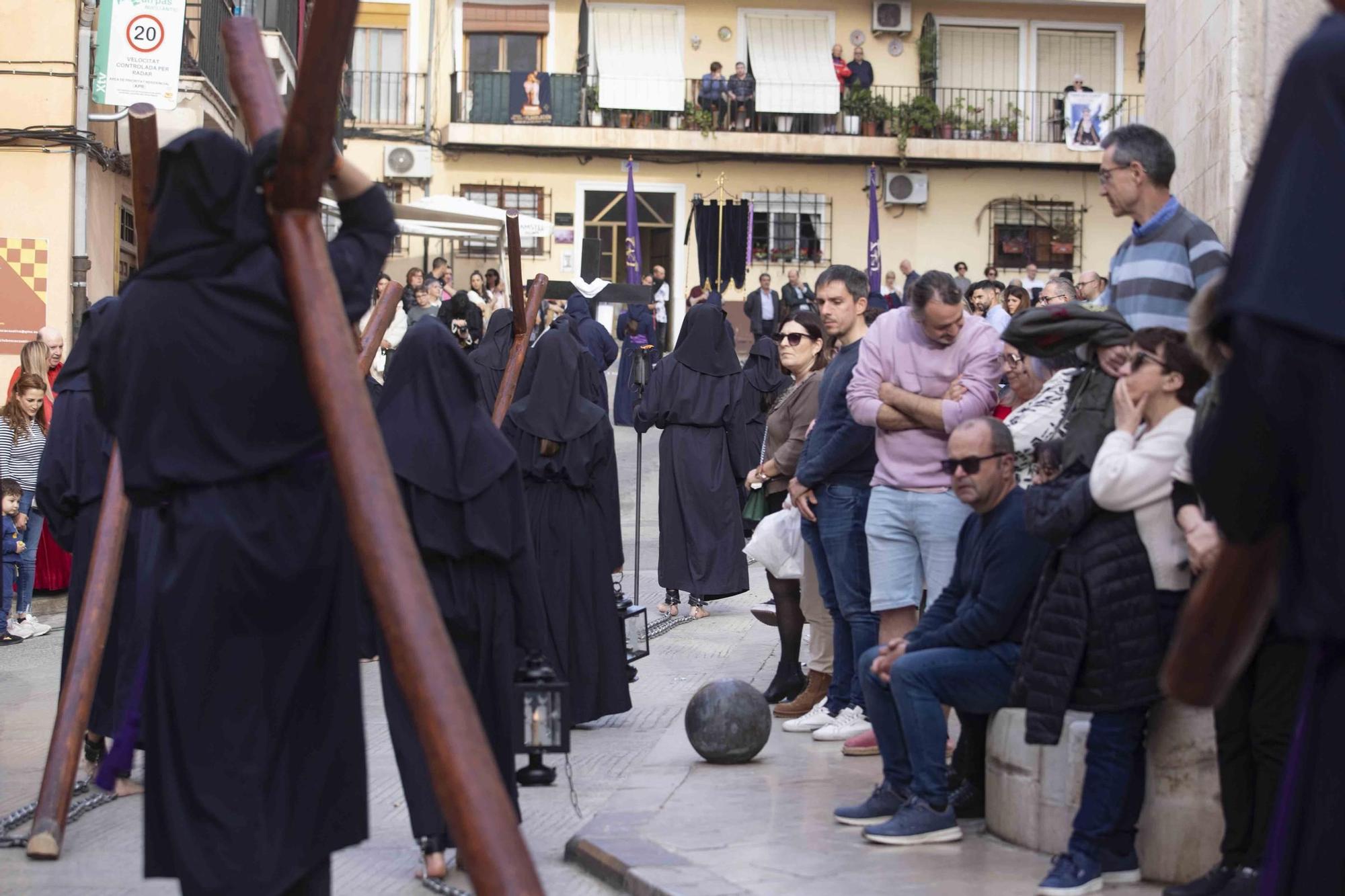 Las mejores imágenes de la  Procesión general del Santo Entierro de Xàtiva