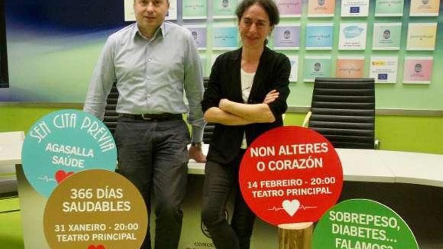 José Luis Ucha y Anxos Riveiro presentaron la iniciativa. // R. Vázquez