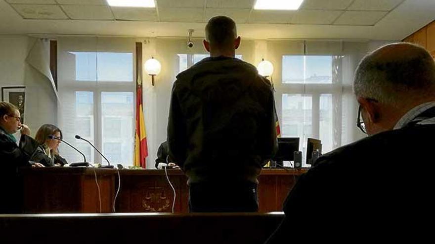 Condenados por apuñalarse al discutir por una mujer en Alcúdia