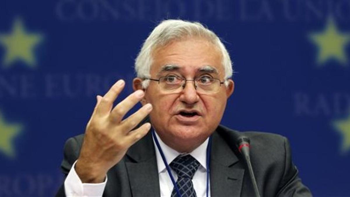 John Dalli, en una conferencia de prensa en Bruselas, en septiembre del 2010.