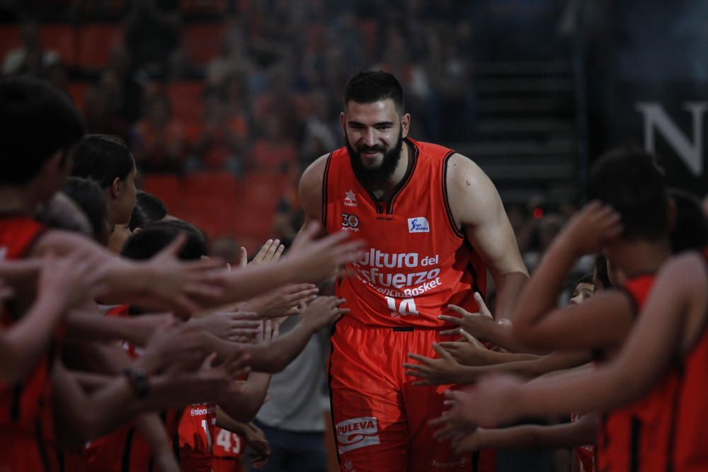 Todas las imágenes de la emotiva presentación del Valencia Basket 2016/17