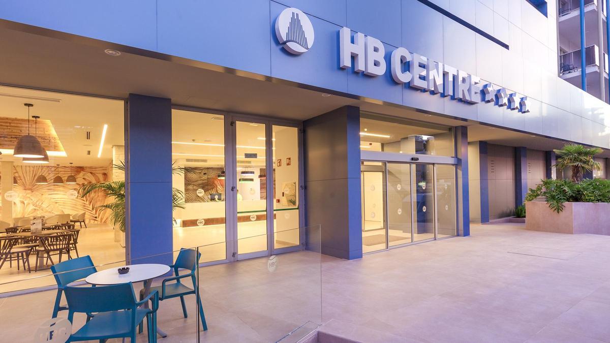 Situado en pleno corazón de Benidorm, el Hotel Benidorm Centre, con su reciente renovación, ha reforzado todavía más su propuesta de valor.