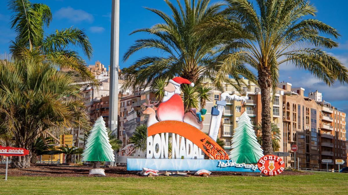 Las fallas ambientan la Navidad en Cullera