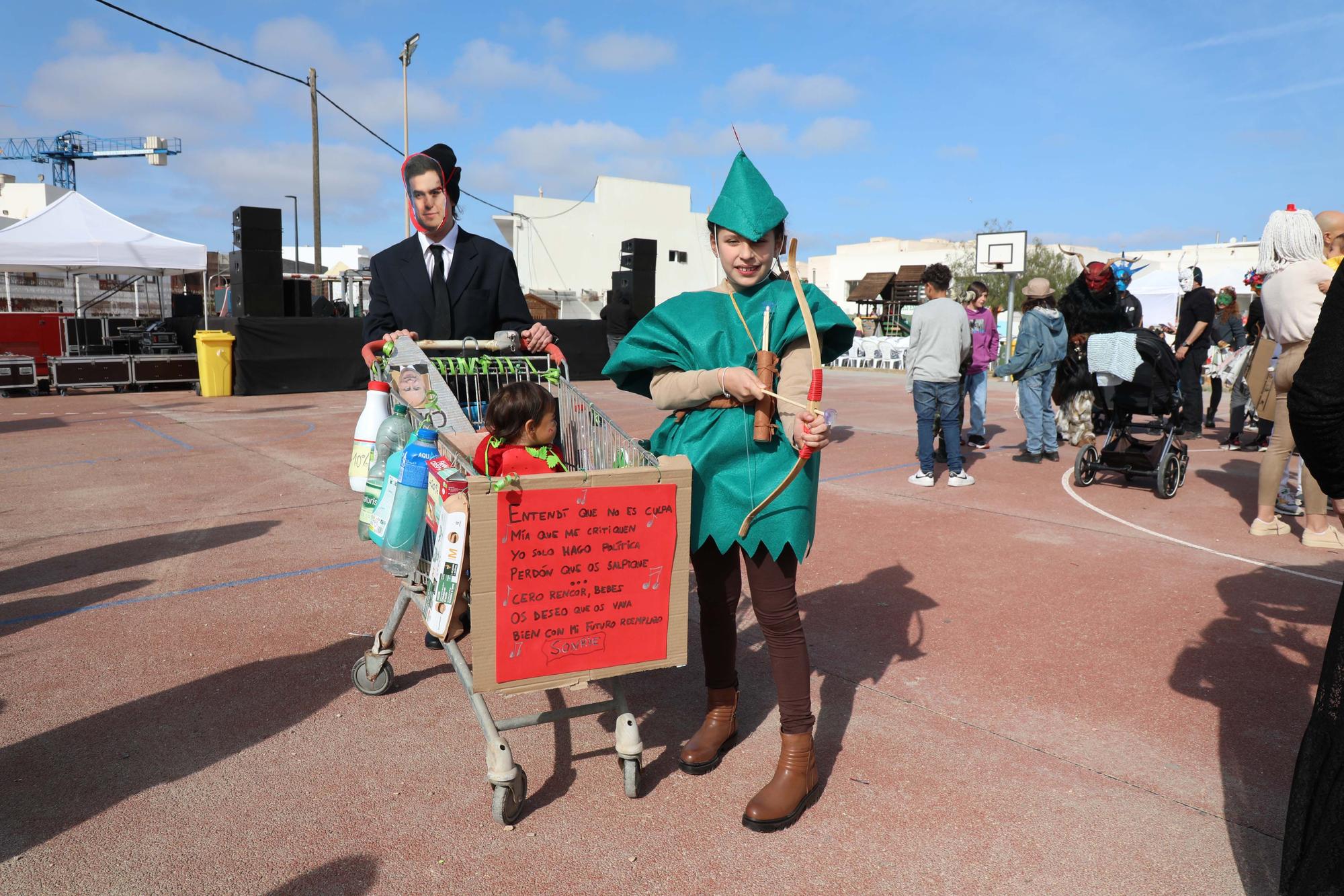 Todas las imágenes de la rúa de Carnaval en Formentera 2023