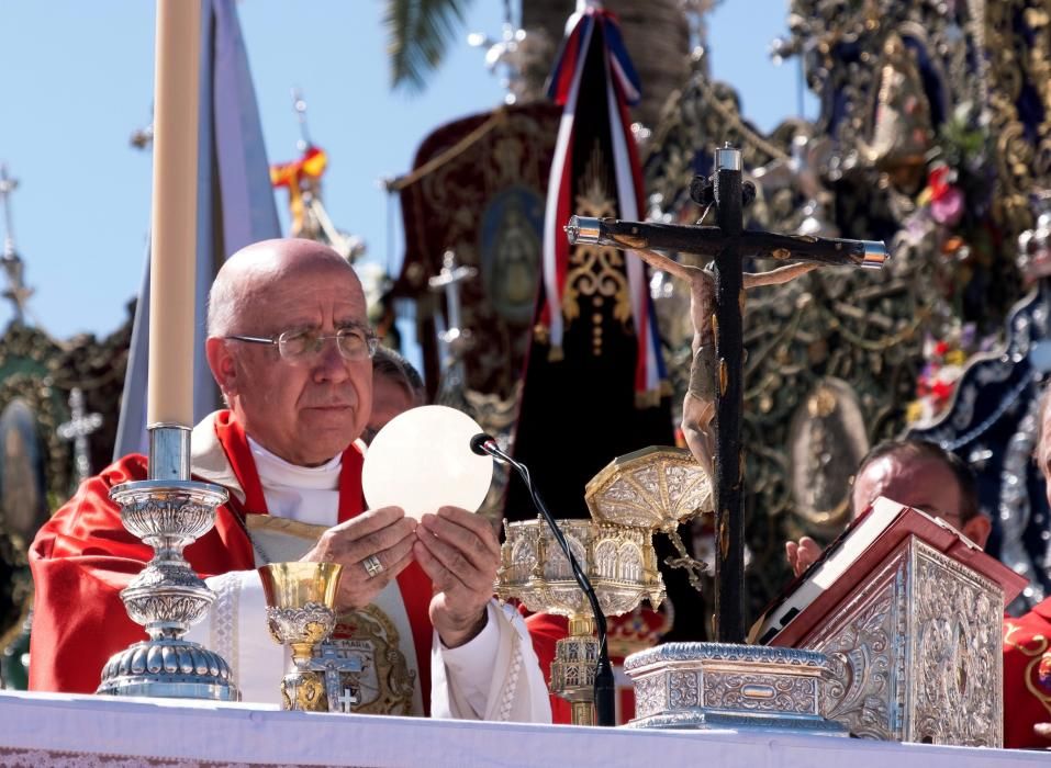 Camino al Santuario de la Virgen del Rocío en Almonte.