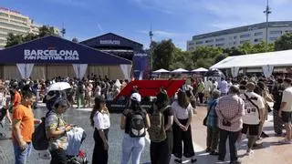 Exhibición F1 Barcelona 2024: última hora del 'road show' en Paseo de Gràcia y calles cortadas, hoy en directo