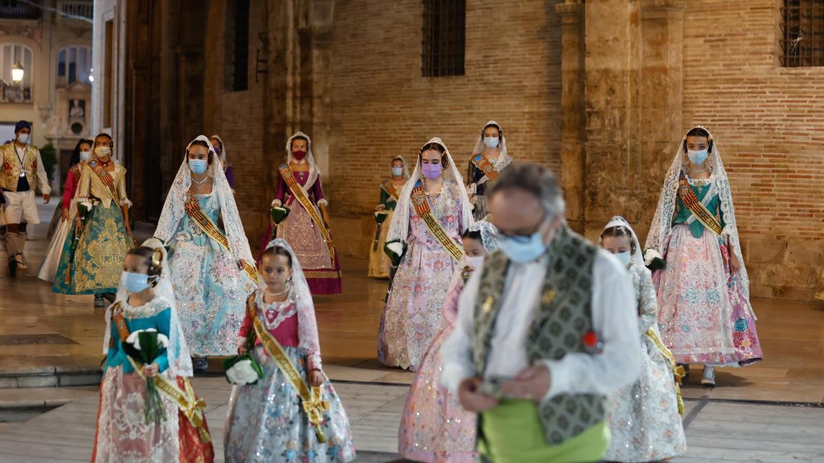 Búscate en el primer día de Ofrenda por las calles del Mar y Avellanas entre las 21:00 y 22:00 horas