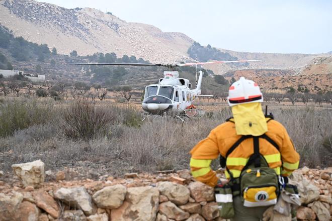Fuego en Algueña: así está siendo el operativo para la extinción