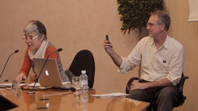 De Stefano retrata a Martha Zein, presentadora del acto de ayer.