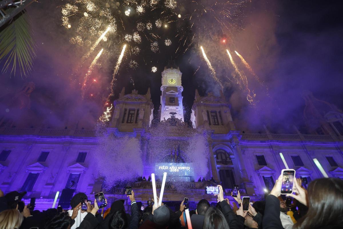 València despide el 2025 y da la bienvenida al 2026