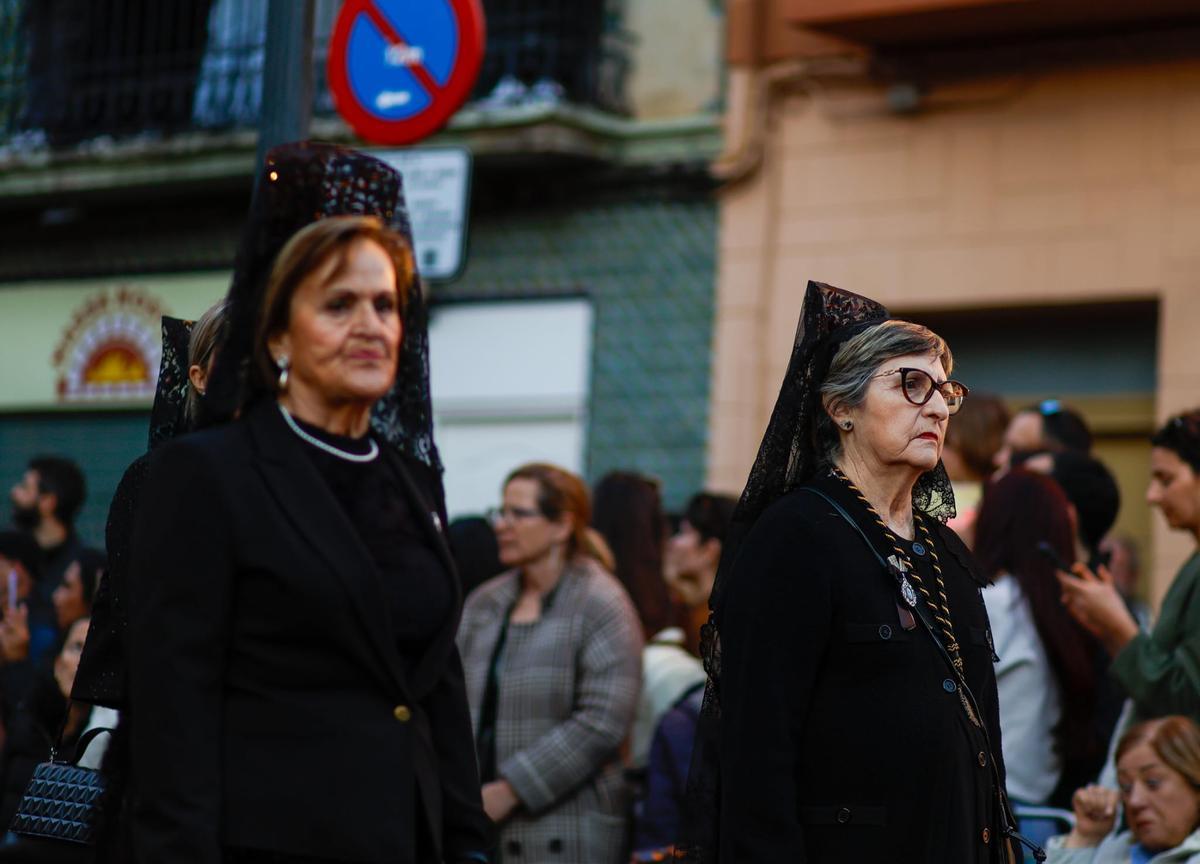 Así ha sido el Santo Entierro de la Semana Santa Marinera de València