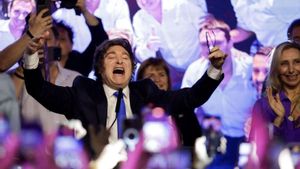 Milei acomiada "100 anys de decadència" i arrasa en les legislatives argentines