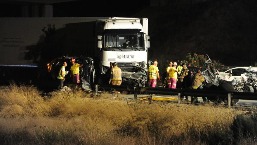 Un camionero drogado mata a una familia ilicitana en la A-7