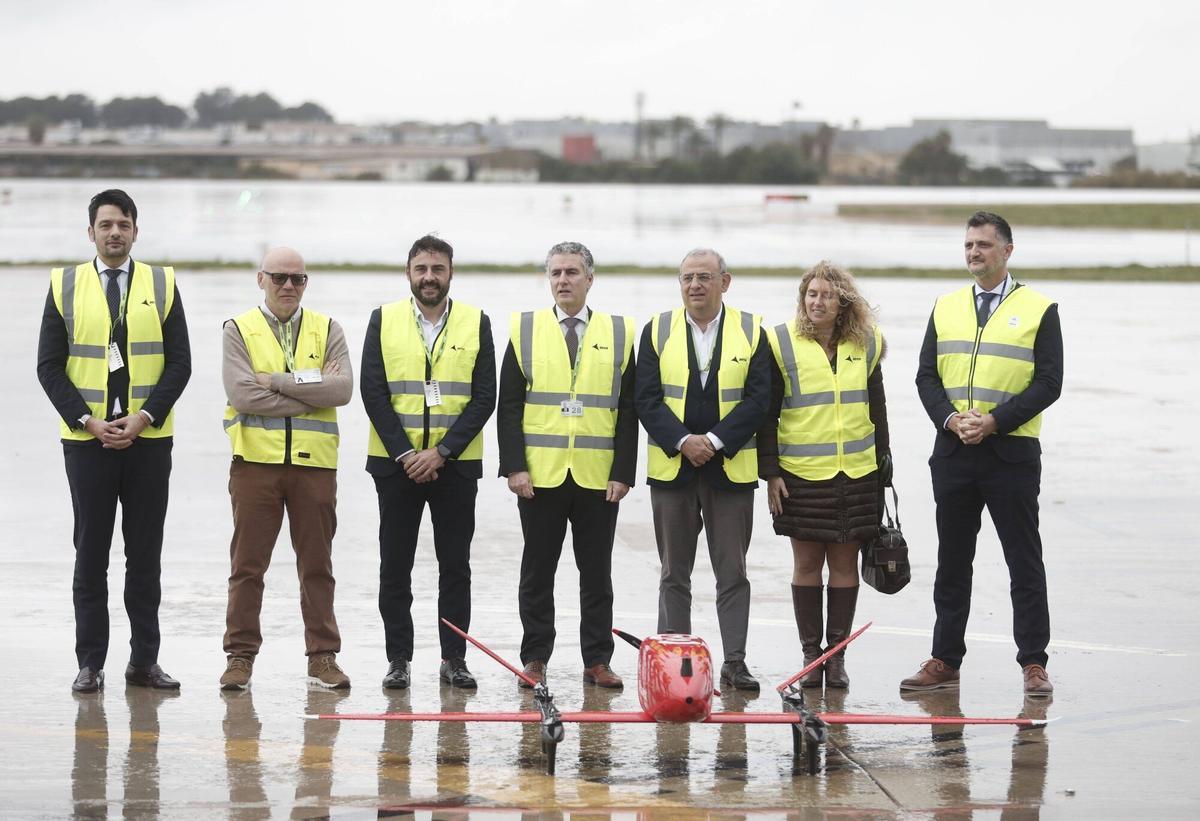 El aeropuerto de Palma acoge una demostración del vuelo de un dron que transporta órganos o sangre entre islas