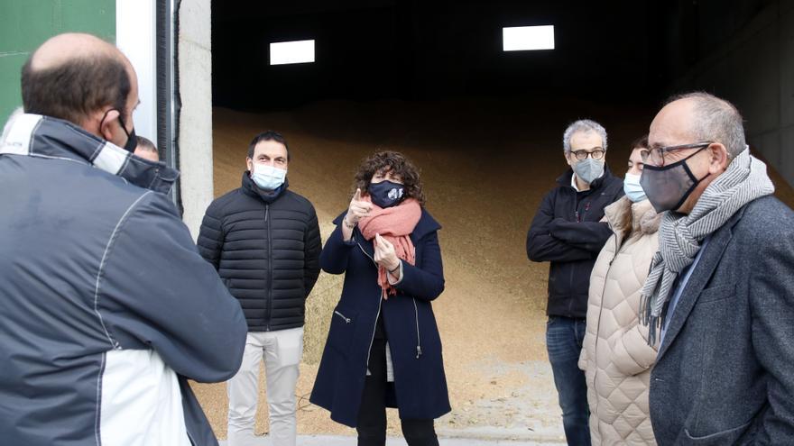 La Generalitat injectarà 10 milions d&#039;euros al sector de la llet per ajudar a sobreviure unes 300 explotacions