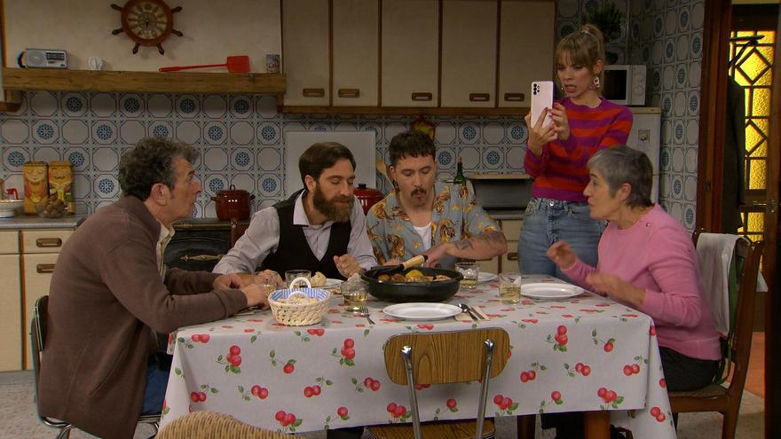 A comedia familiar ‘Ghuasapp’ chega esta noite á Televisión de Galicia (TVG)