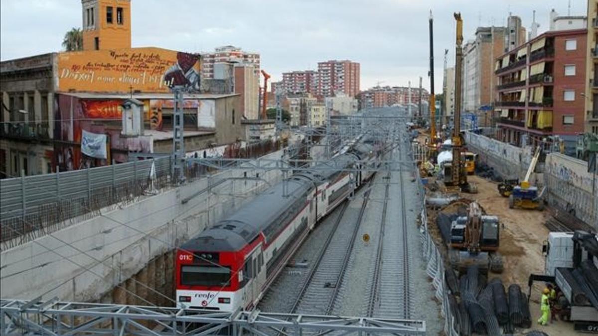 fsendra6753528 barcelona  3 08 2007    sociedad  barcelona    tren averiado160731171709