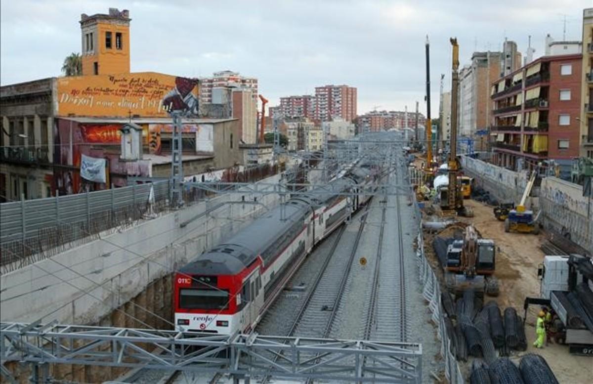 fsendra6753528 barcelona  3 08 2007    sociedad  barcelona    tren averiado160731171709