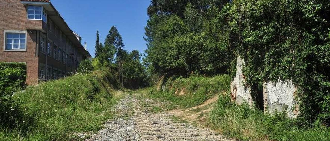 La futura Vía Verde do Salnés, entre Vilagarcía y Caldas. // Iñaki Abella