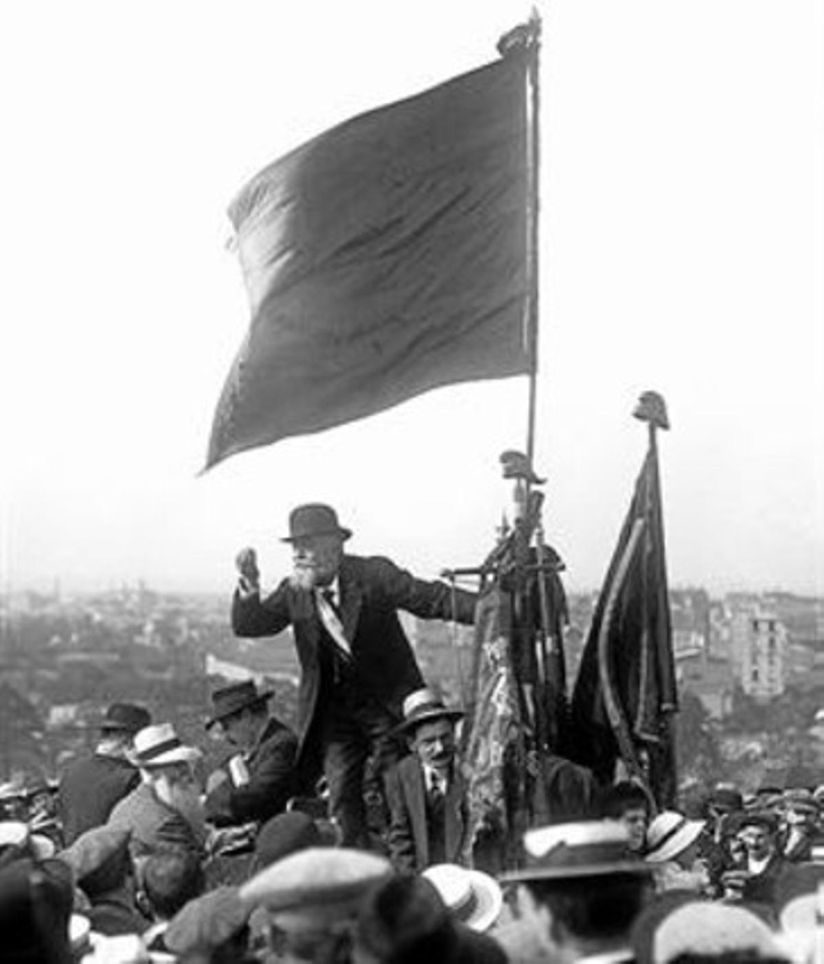 El líder socialista i pacifista Jean Jaurès, el maig de 1913, a Pré-Saint-Gervais.