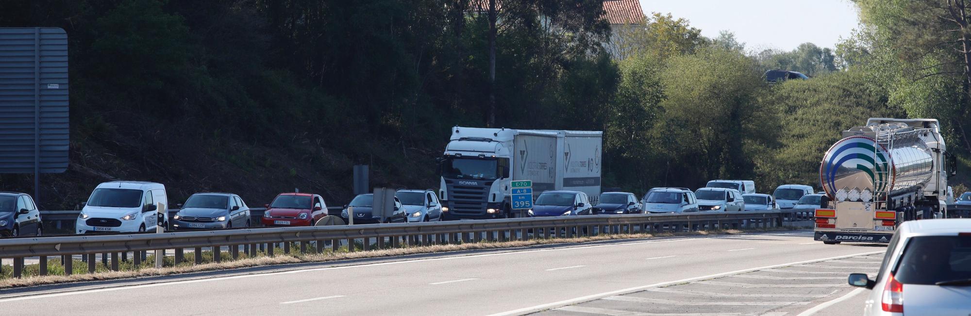 En imágenes: Así fue el atasco en la "Y" por las obras a la altura del Montico